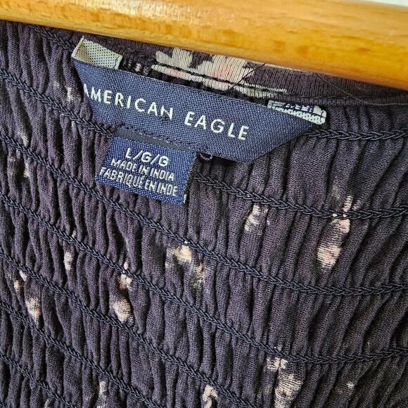 NWOT AMERICAN EAGLE OUTFITTERS DITSY FLORAL SCOOP NECK SMOCKED LONGSLEEVES TOP L - Picture 11 of 14